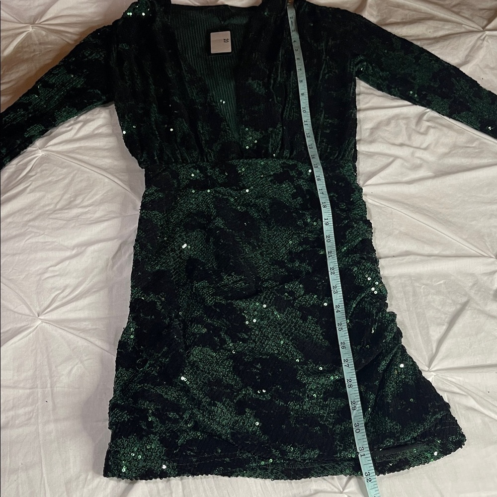 NWT Maje Green and Black Sequin-embroidered dress - Picture 16 of 16